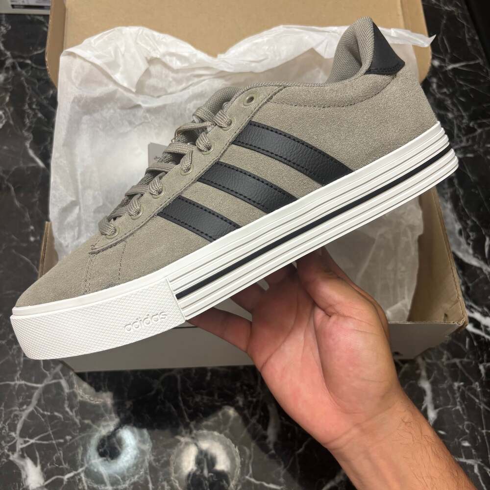 Men's Adidas Daily 4.0 Skate Shoes